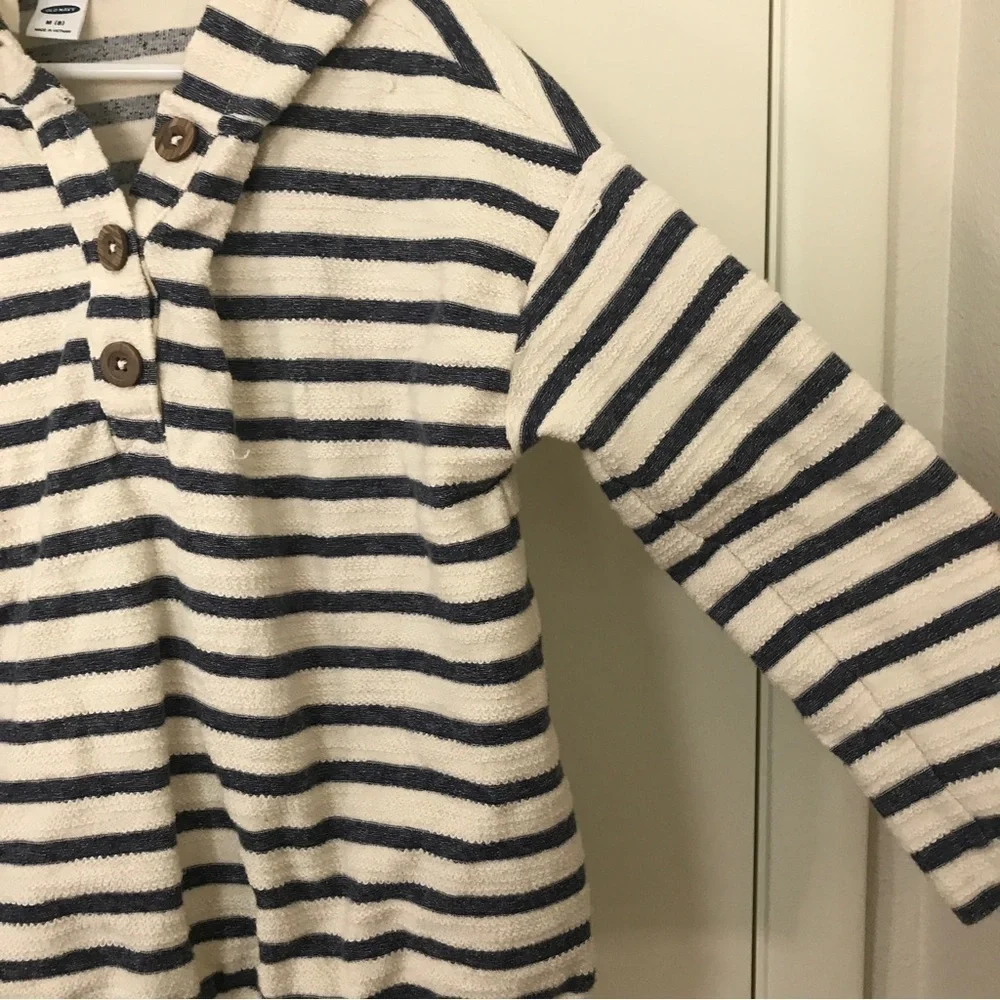 3/$15 old navy boys/kids 100% cotton blue and white stripe hoodie top